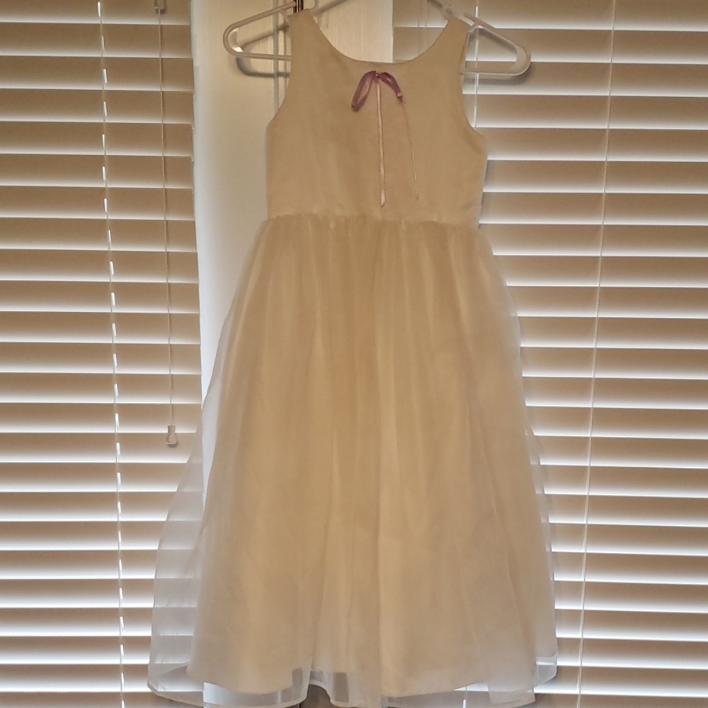 White flowergirl dress